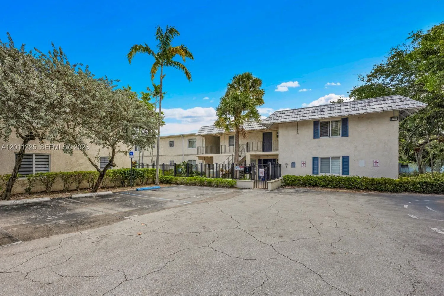 8607 SW 68th Ct # 21, Pinecrest FL 33156