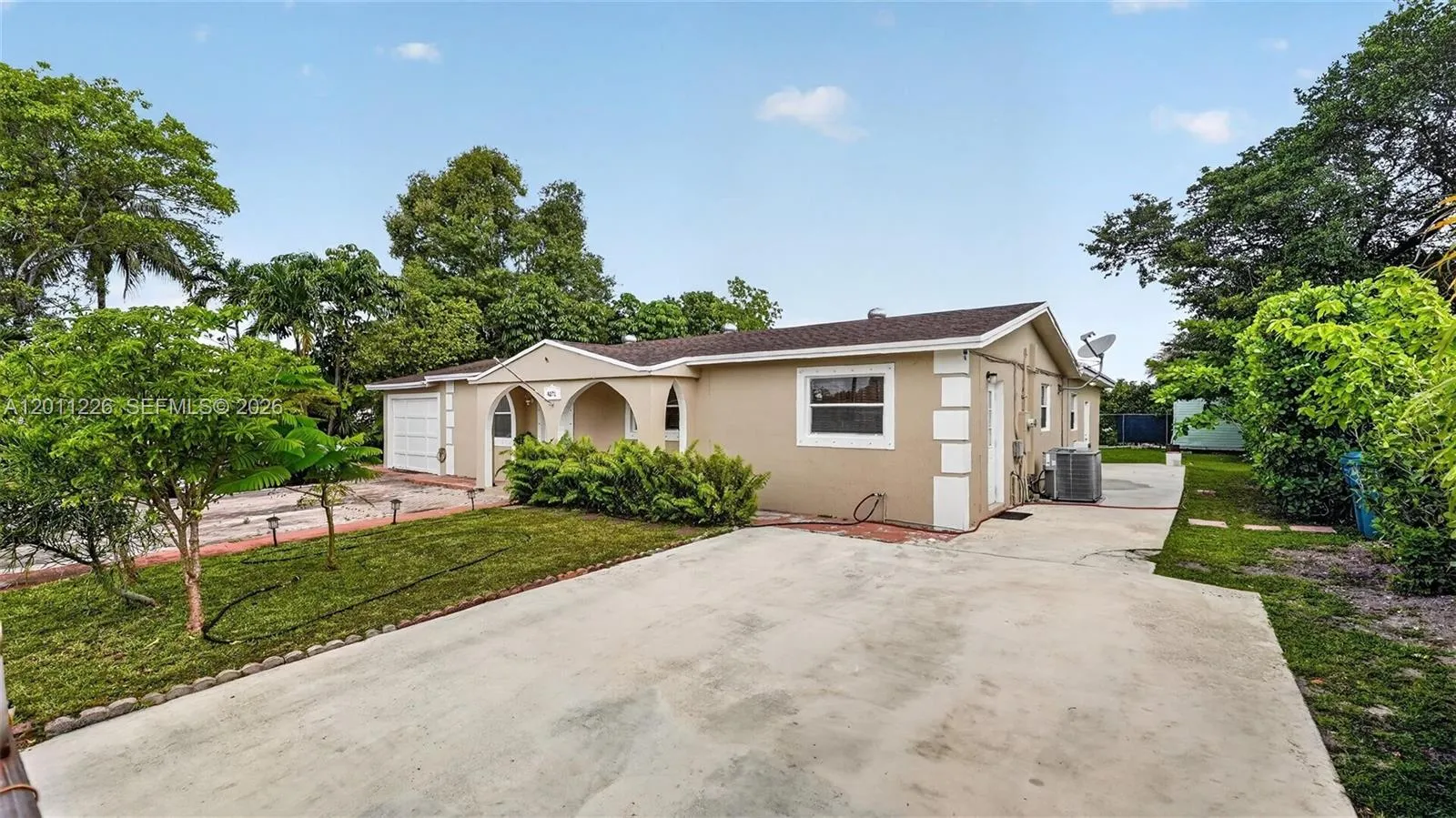 4271 NW 192nd St, Miami Gardens FL 33055