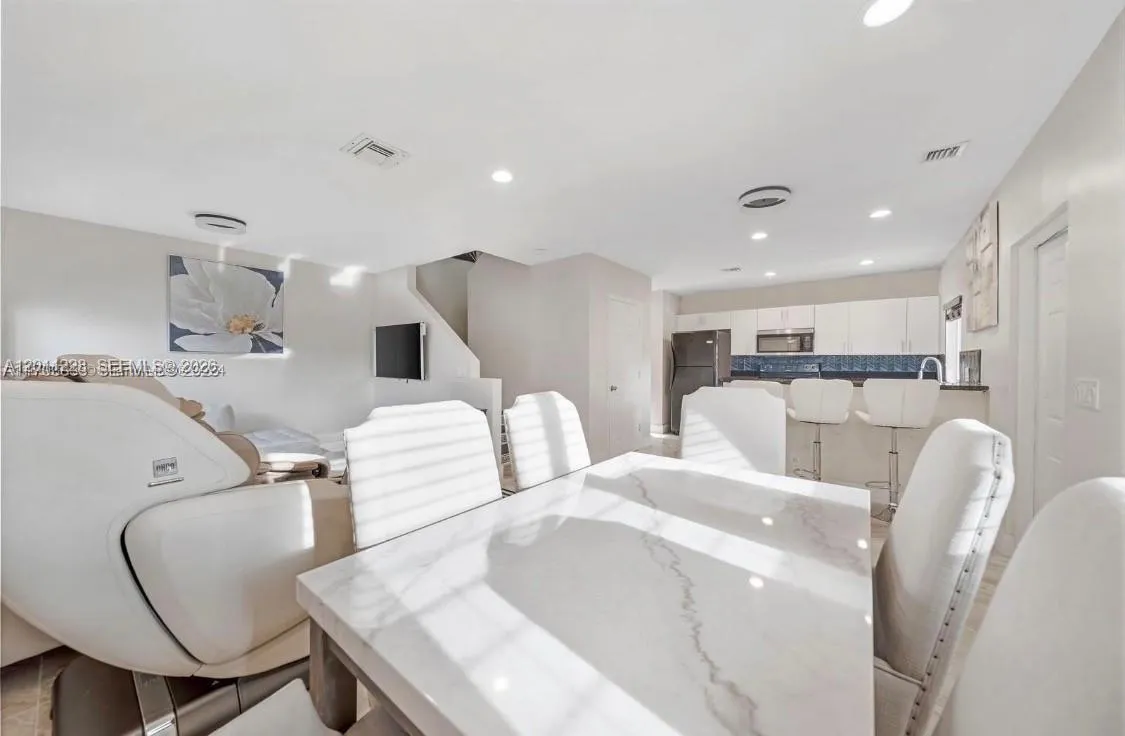 615 NW 10th Ter # 1, Fort Lauderdale FL 33311
