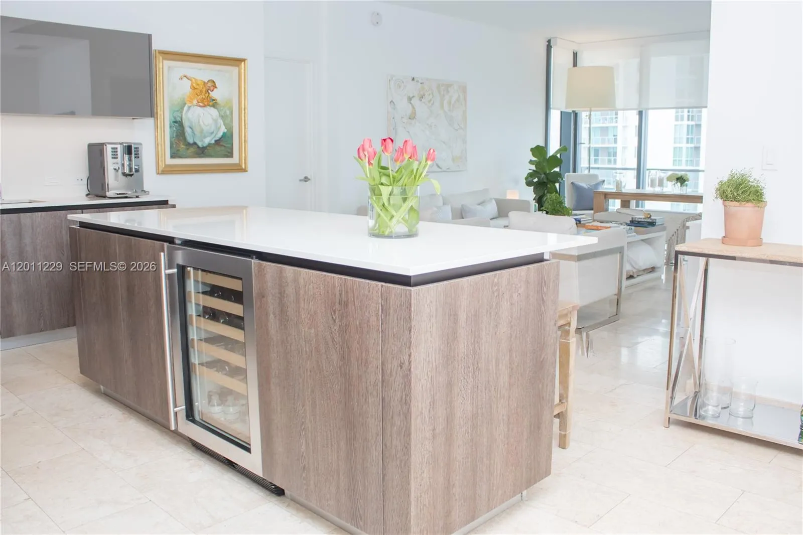 68 SE 6th St # 2209, Miami FL 33131