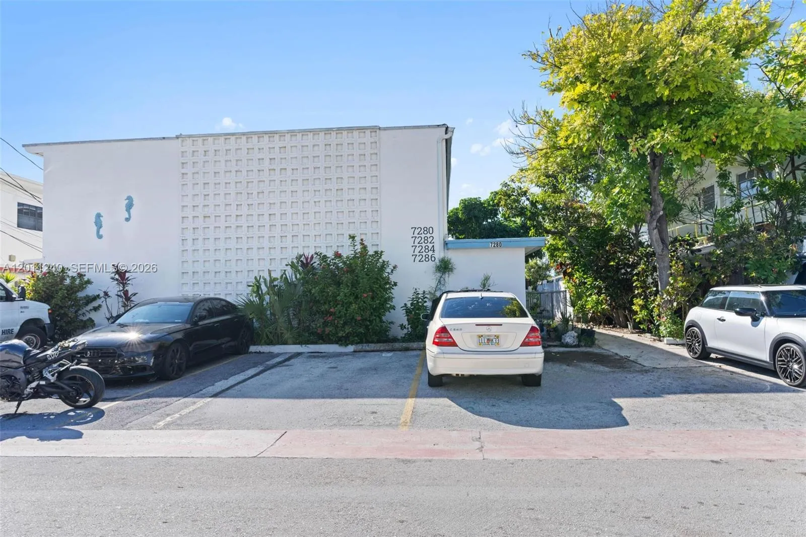 7286 Gary Ave, Miami Beach FL 33141