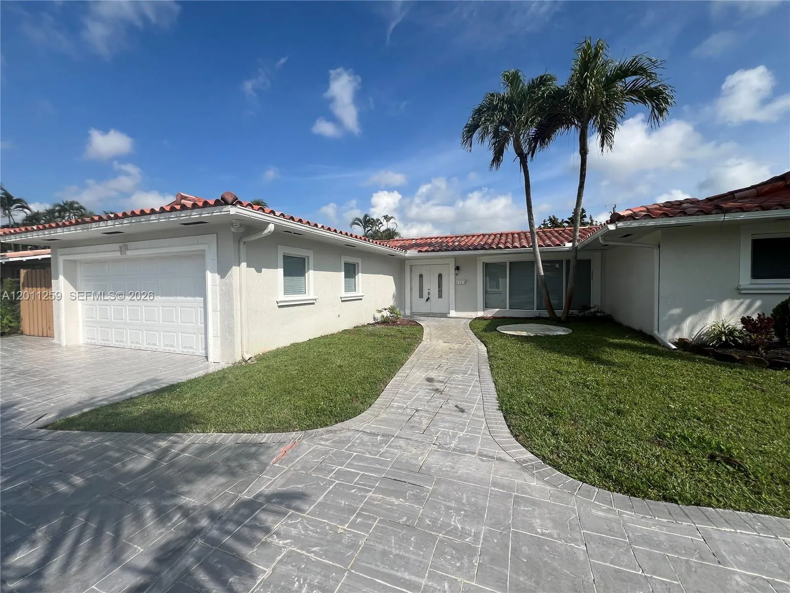 4233 S Jackson St, Hollywood FL 33021