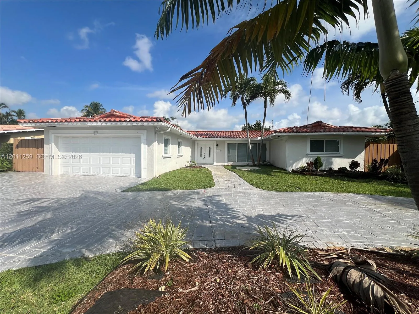 4233 S Jackson St, Hollywood FL 33021