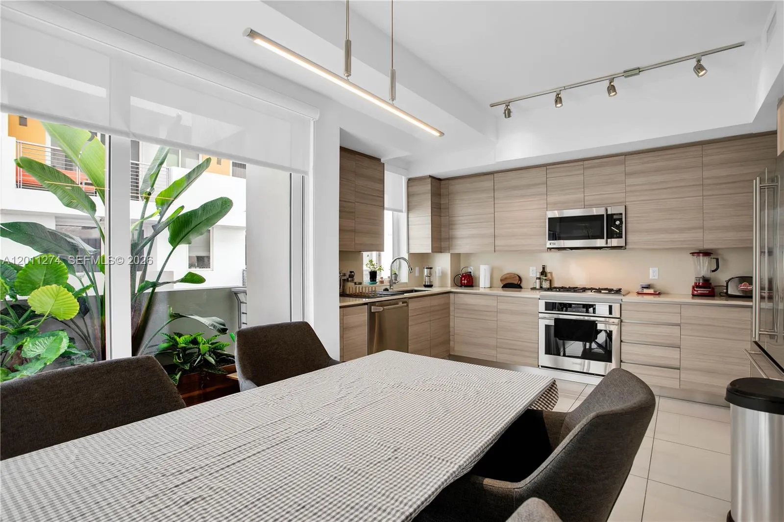 87 N Shore Dr, Miami Beach FL 33141
