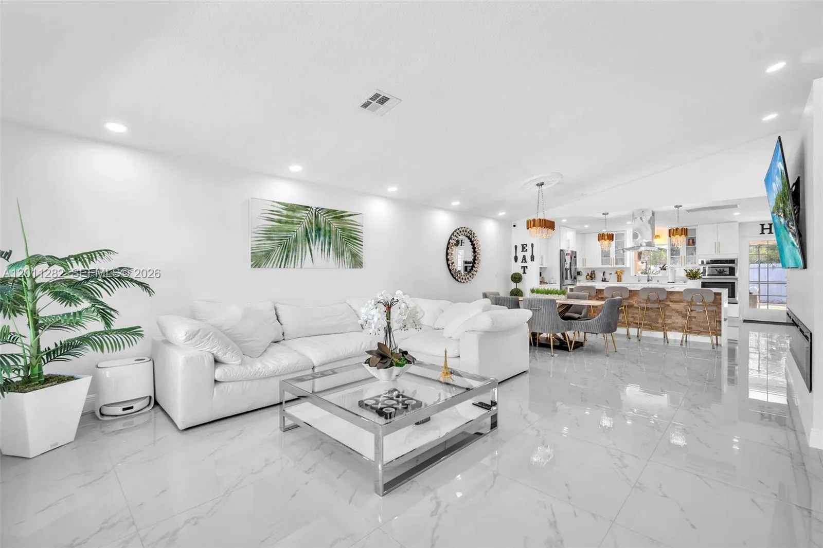 252 Malibu Cir # 252, Green Acres FL 33413