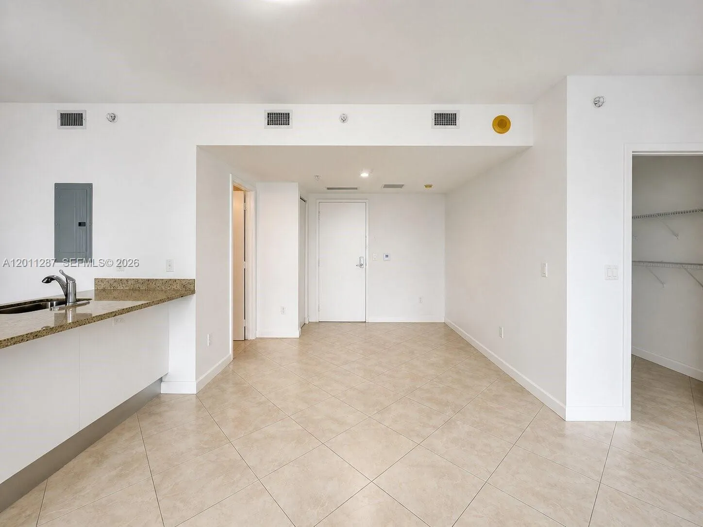 185 SW 7th St # 3800, Miami FL 33130