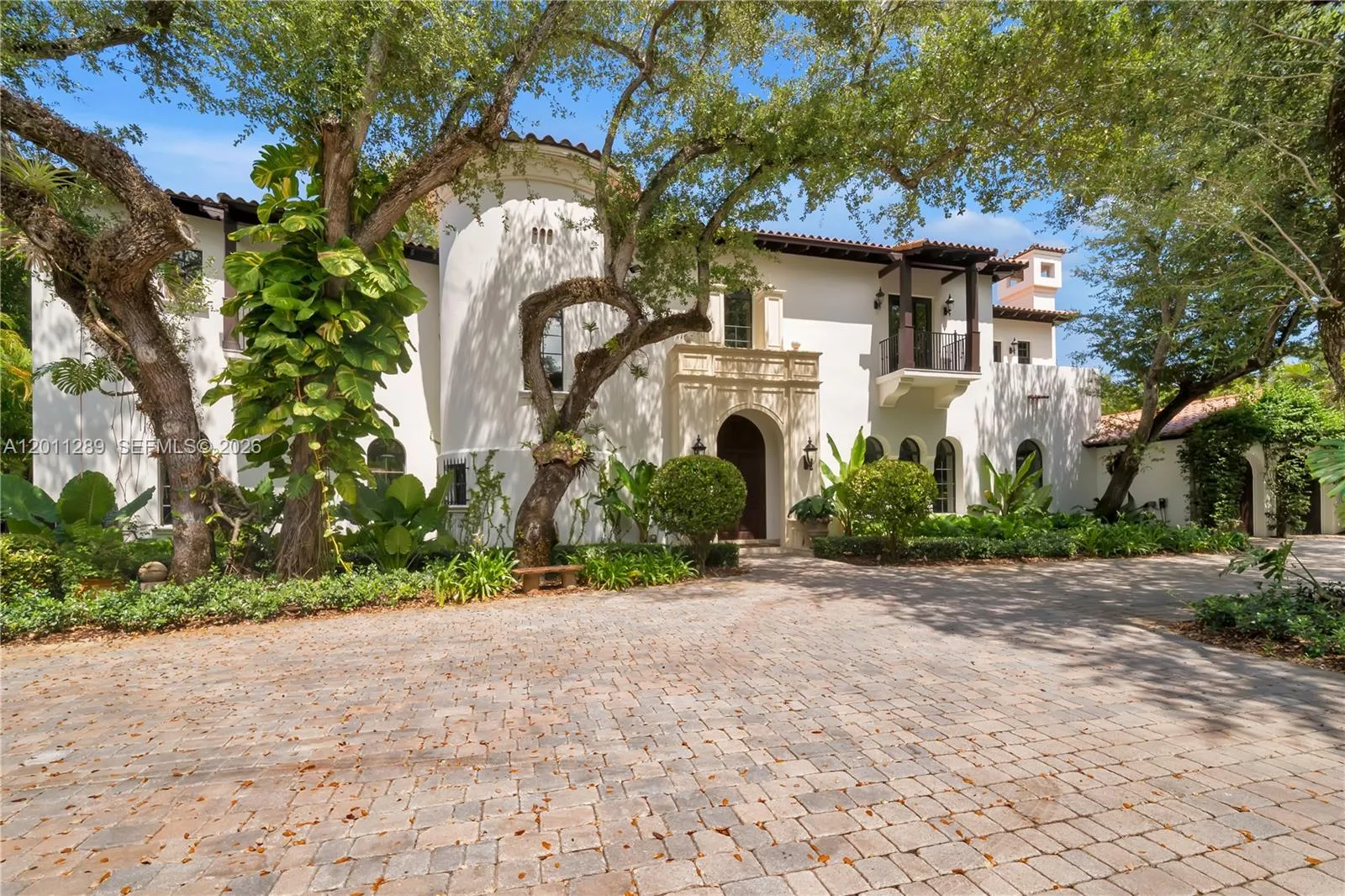 8301 SW 53rd Ave, Miami FL 33143