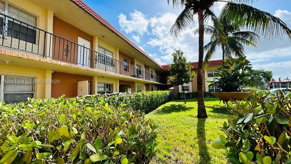 978 SW 10th Dr # 21, Pompano Beach FL 33060