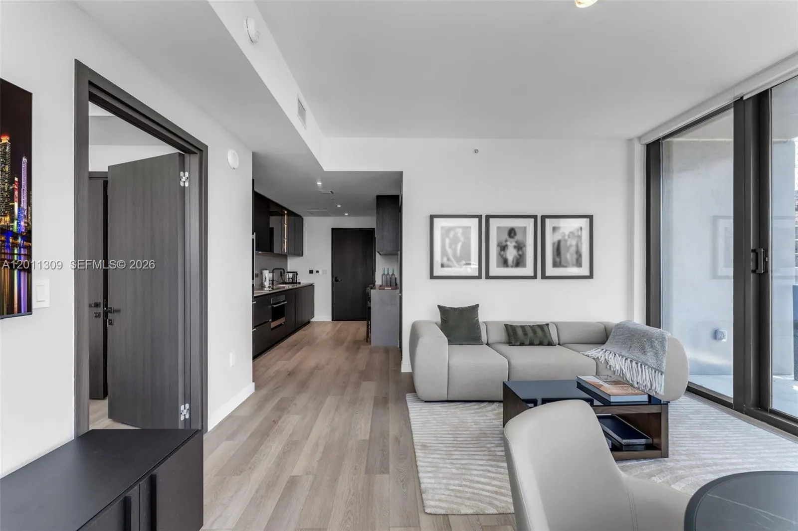 20 NE 11 ST # 3410, Miami FL 33132
