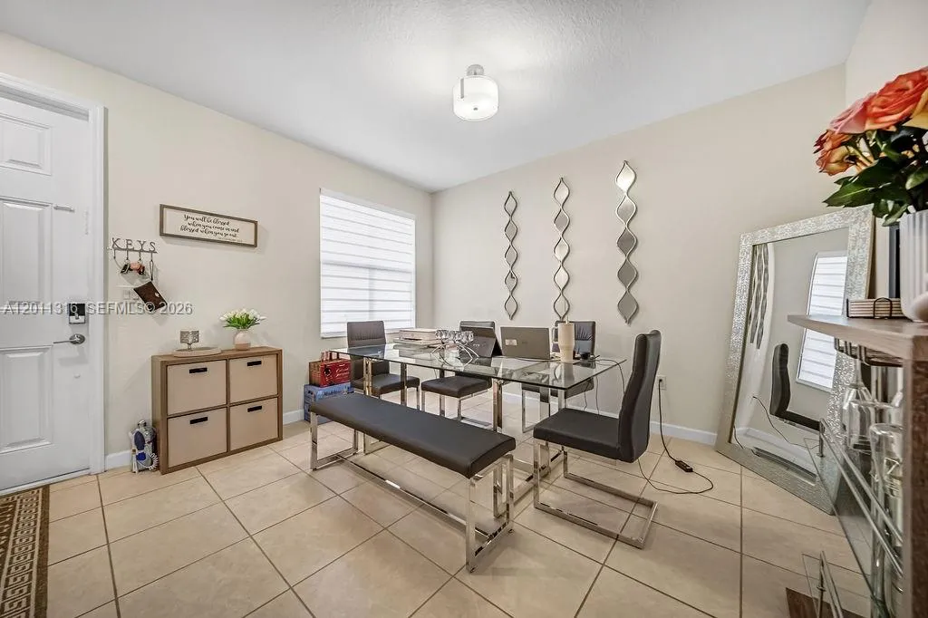10657 W 32nd Ln, Hialeah FL 33018
