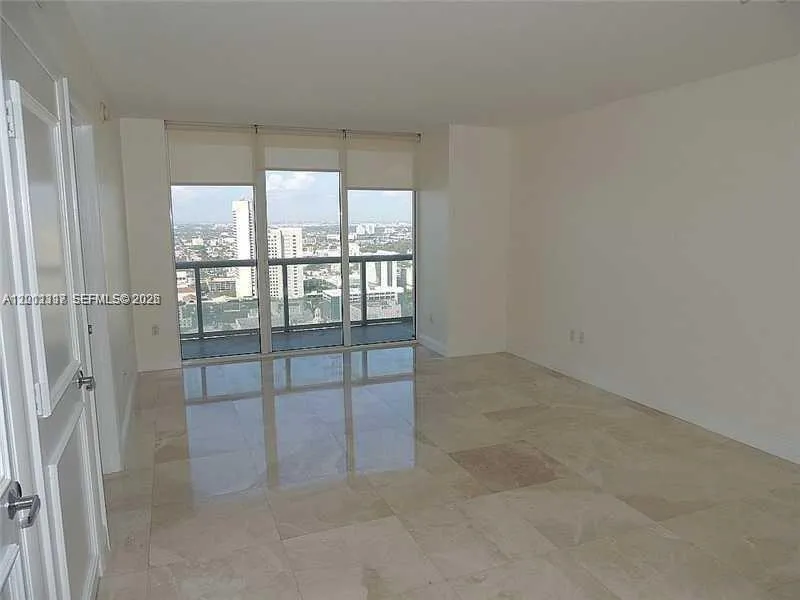 50 Biscayne Blvd # 4405, Miami FL 33132