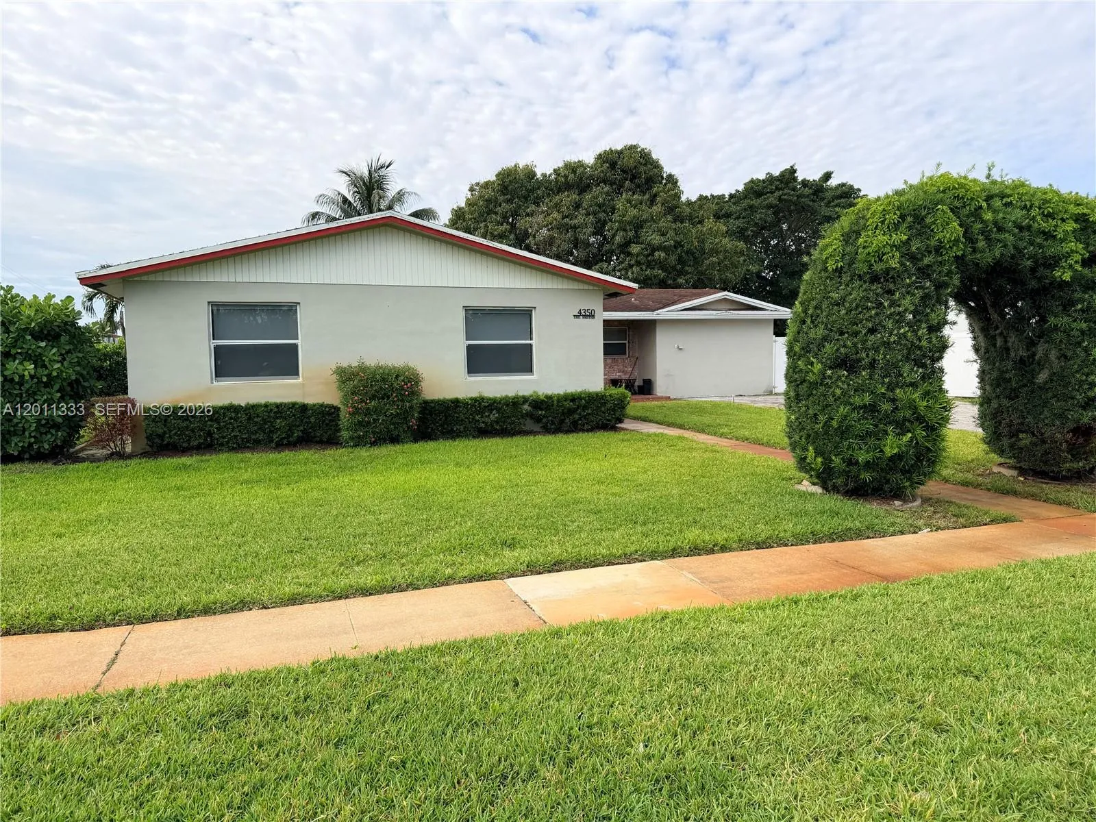 4350 NW 14th St, Lauderhill FL 33313
