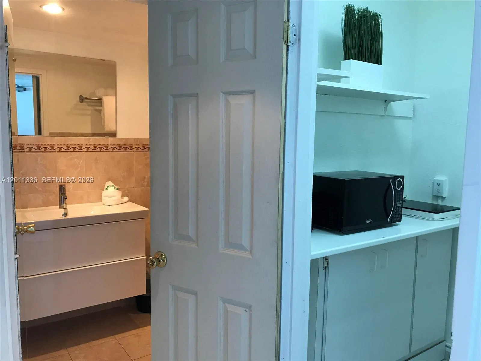 5445 Collins Ave # 530, Miami Beach FL 33140