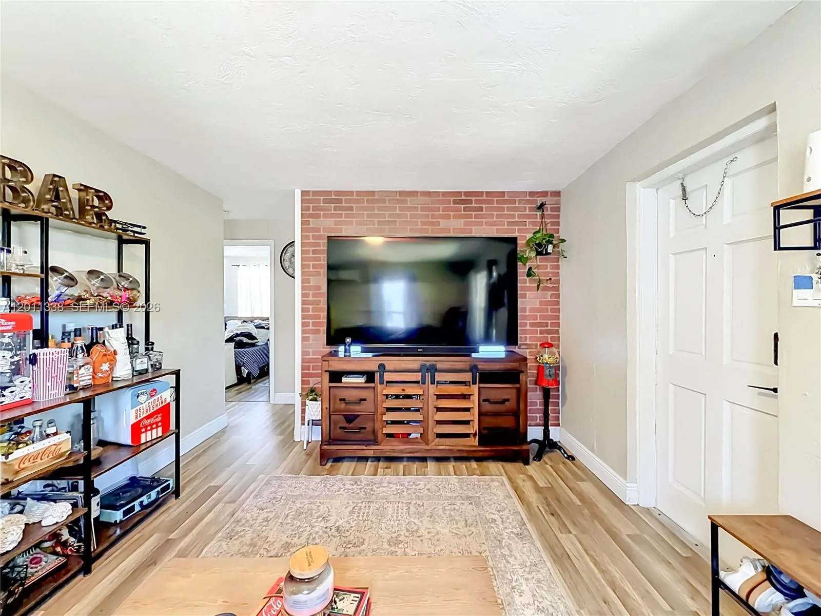 800 NW 17th Ter, Pompano Beach FL 33069