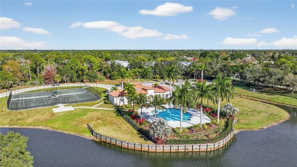 265 SE Via Sangro, Port St. Lucie FL 34952