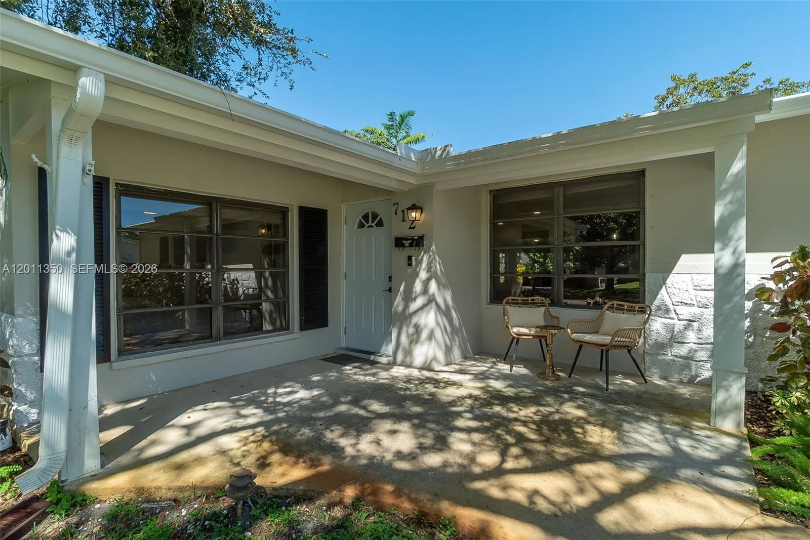 712 Tradewind Dr, North Palm Beach FL 33408