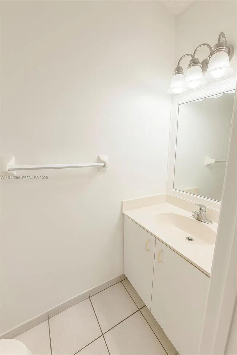 8170 NW 10th St # 2, Miami FL 33126