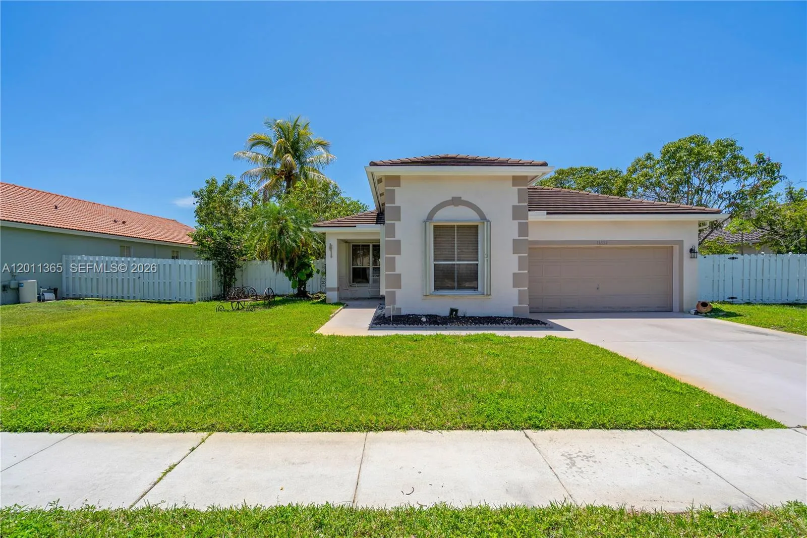 16332 SW 10th St, Pembroke Pines FL 33027