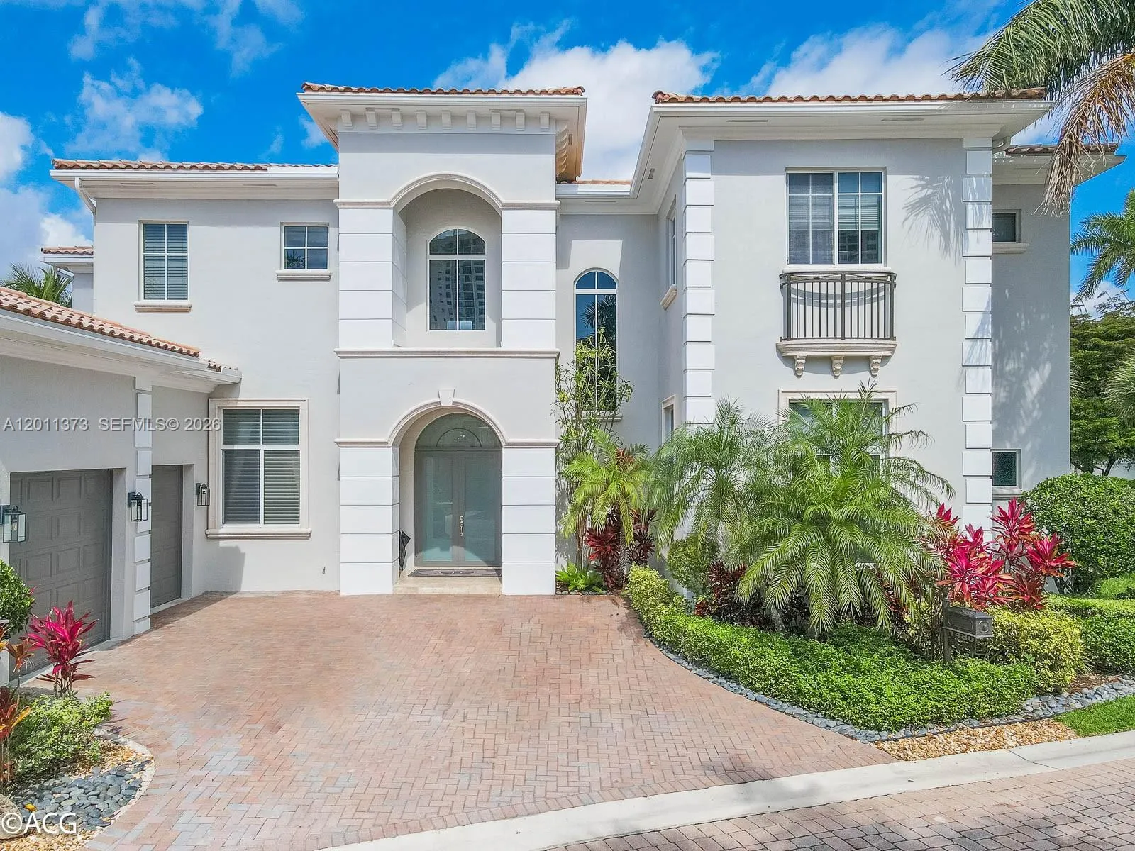 1480 Windjammer Way, Hollywood FL 33019