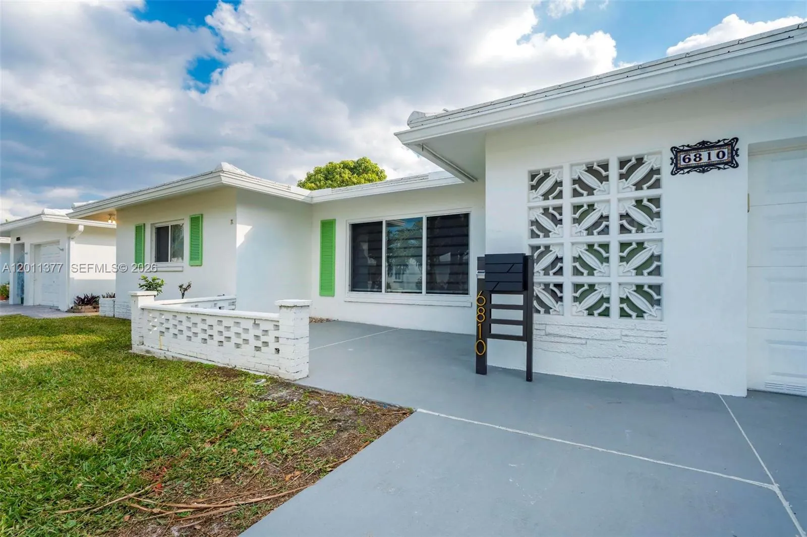 6810 NW 74th Pl, Tamarac FL 33321