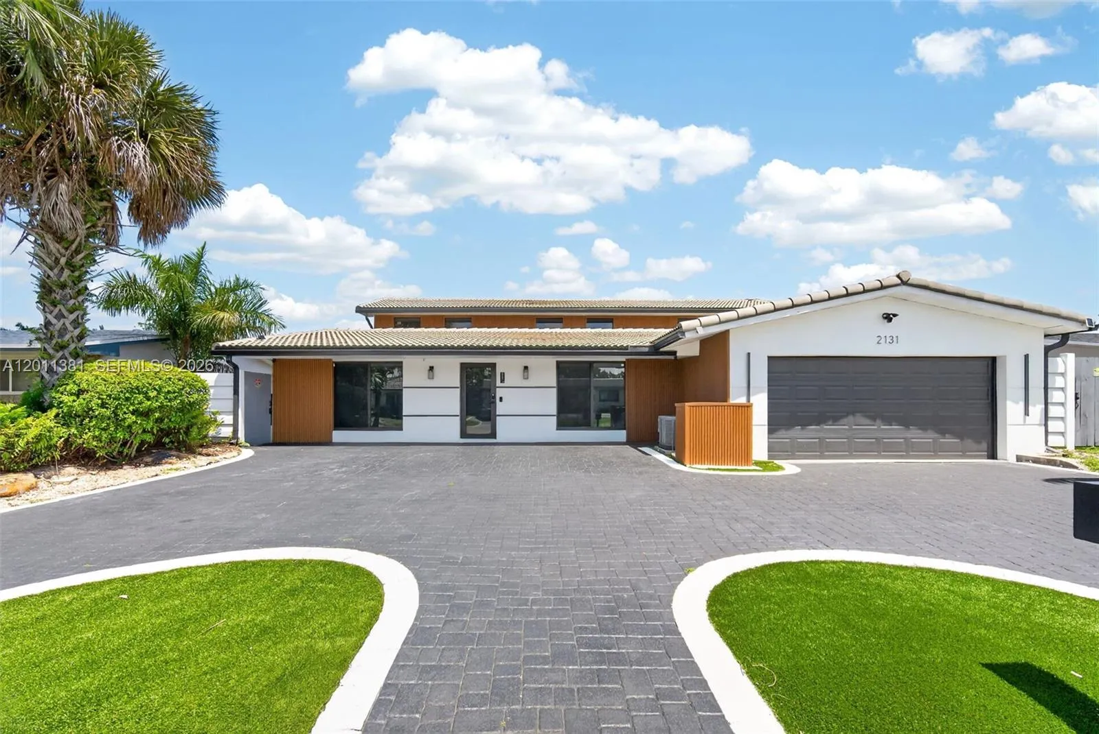 2131 N 53rd Ave, Hollywood FL 33021