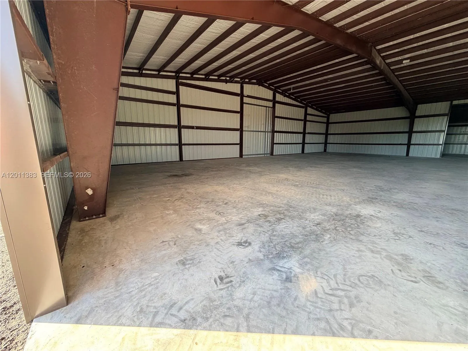 5601 SW 210th Ter, Southwest Ranches FL 33332