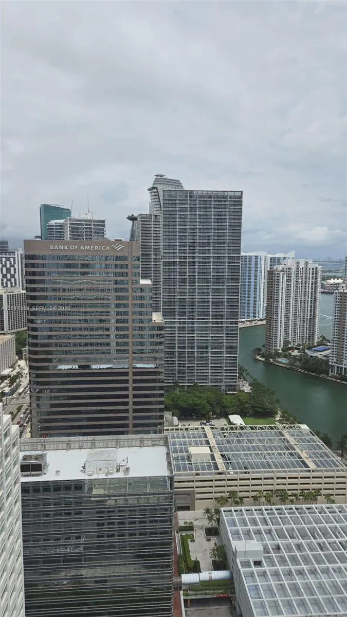 950 Brickell Bay Dr # 4308, Miami FL 33131