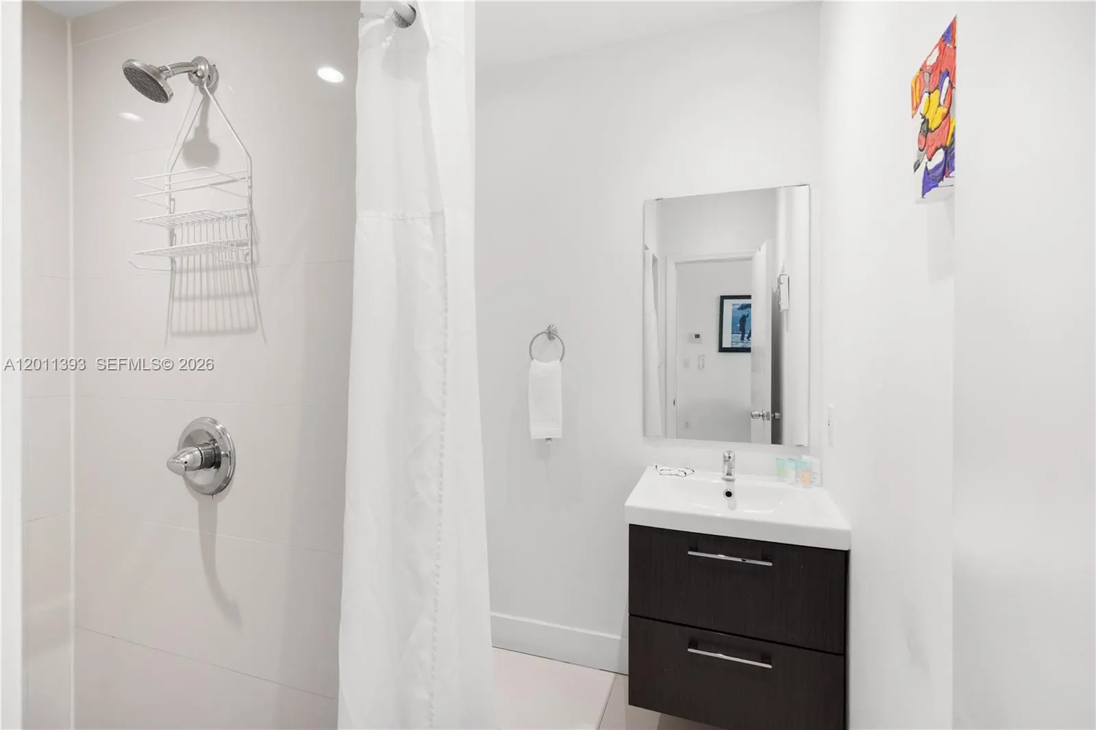 5445 Collins Ave, Miami Beach FL 33140