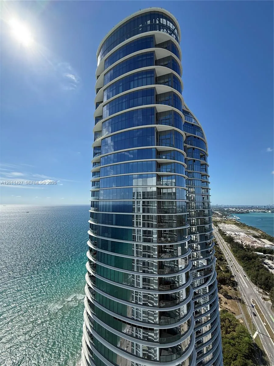 15811 Collins Ave # 4207, Sunny Isles Beach FL 33160