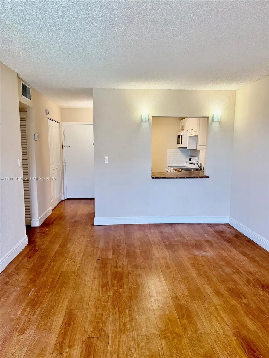 801 NW 47th Ave # 619W, Miami FL 33126