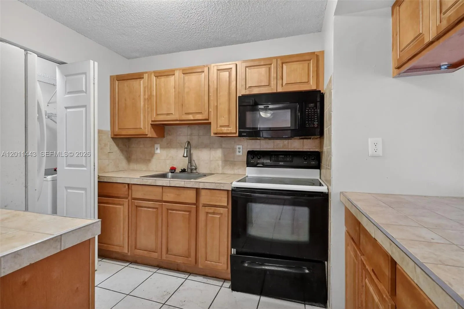 20731 NE 4th Pl # 104, Miami FL 33179