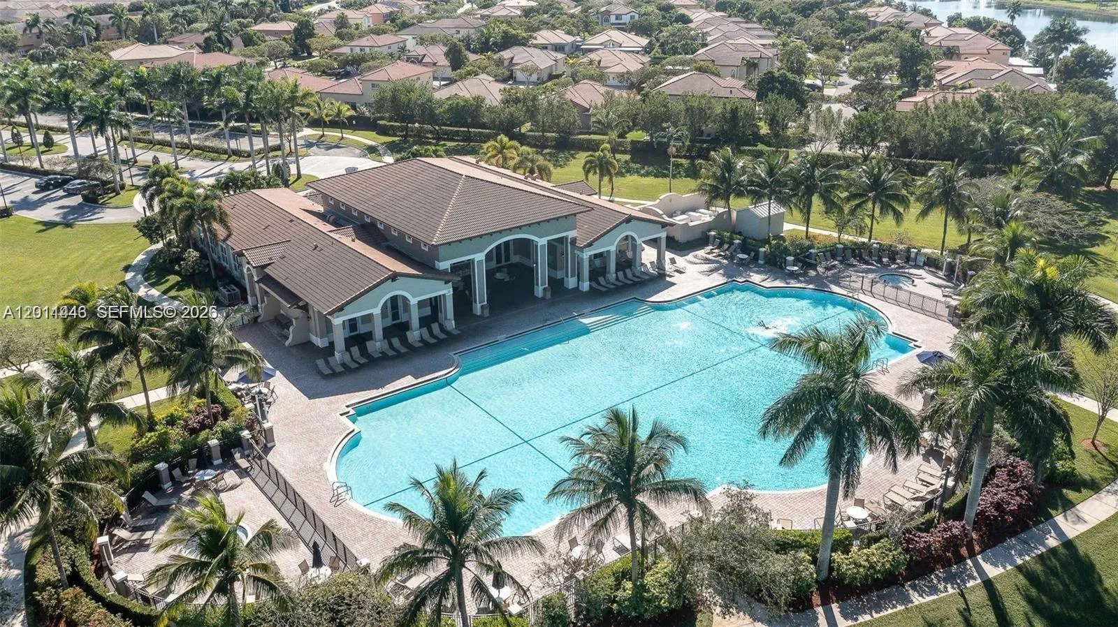 9261 SW 220th Ter, Cutler Bay FL 33190