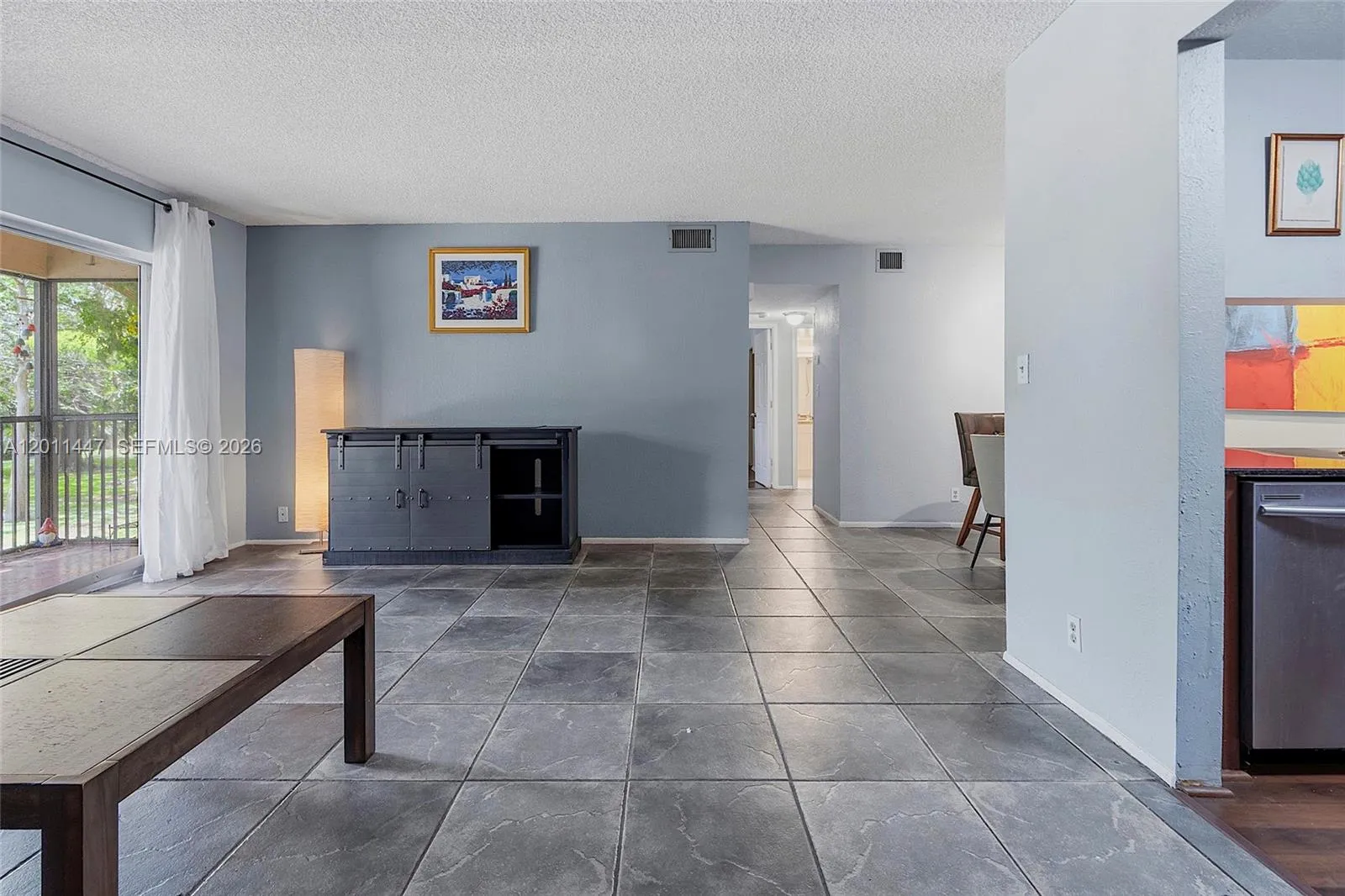 3083 N Oakland Forest Dr # 206, Oakland Park FL 33309