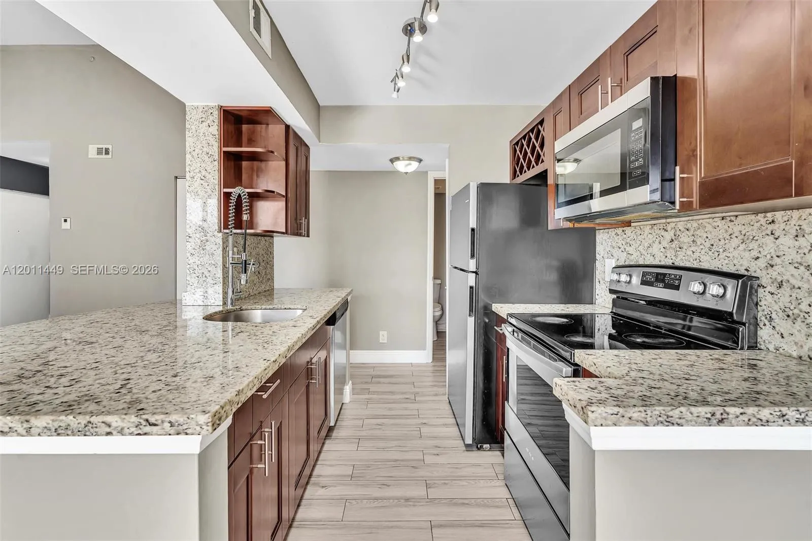 5686 Rock Island Rd # 127, Tamarac FL 33319