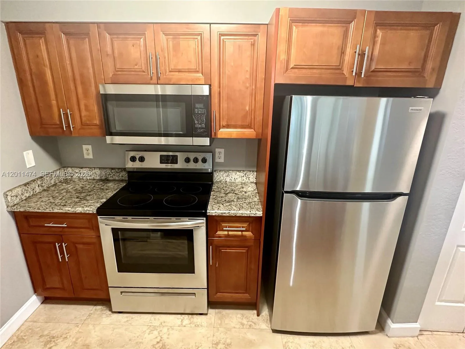 2841 N Oakland Forest Dr # 111, Oakland Park FL 33309