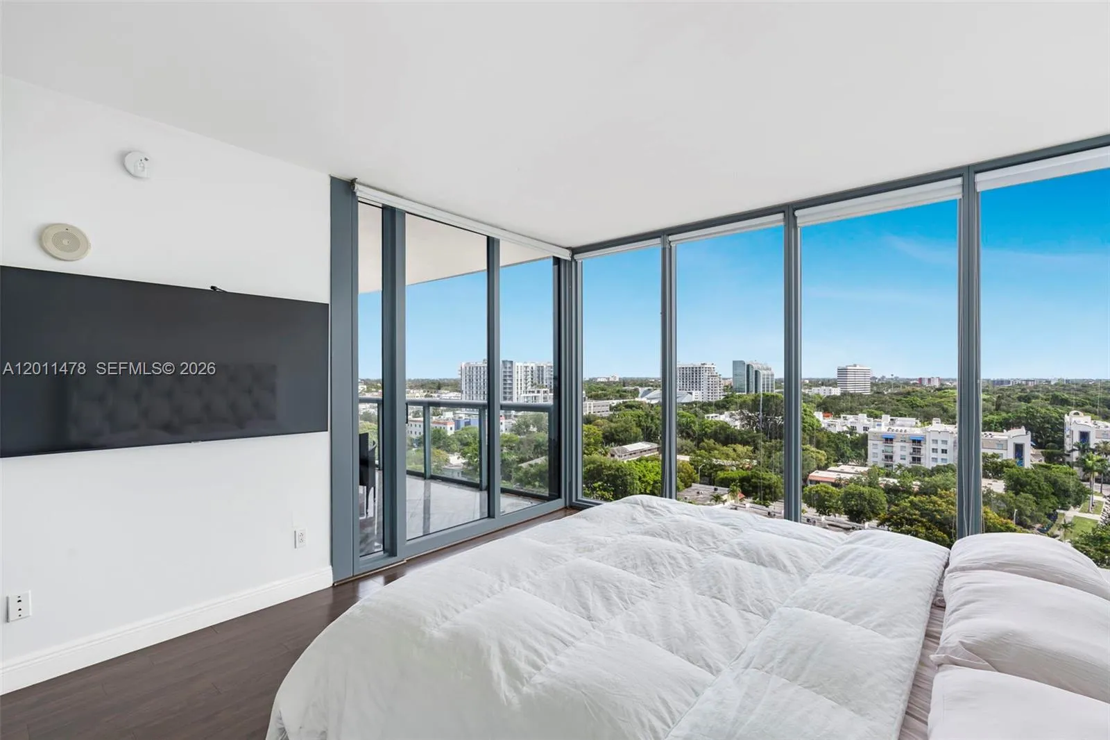601 NE 36th St # 1103, Miami FL 33137