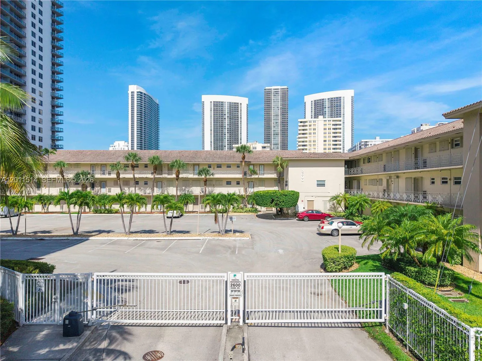 2600 Diana Dr # 311, Hallandale Beach FL 33009