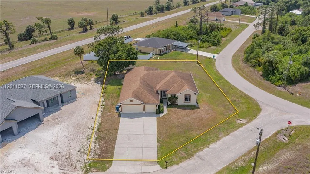 3002 Balsam Ct, La Belle FL 33935