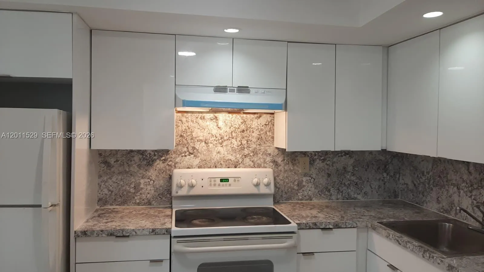 1750 NE 191st St # 2, Miami FL 33179