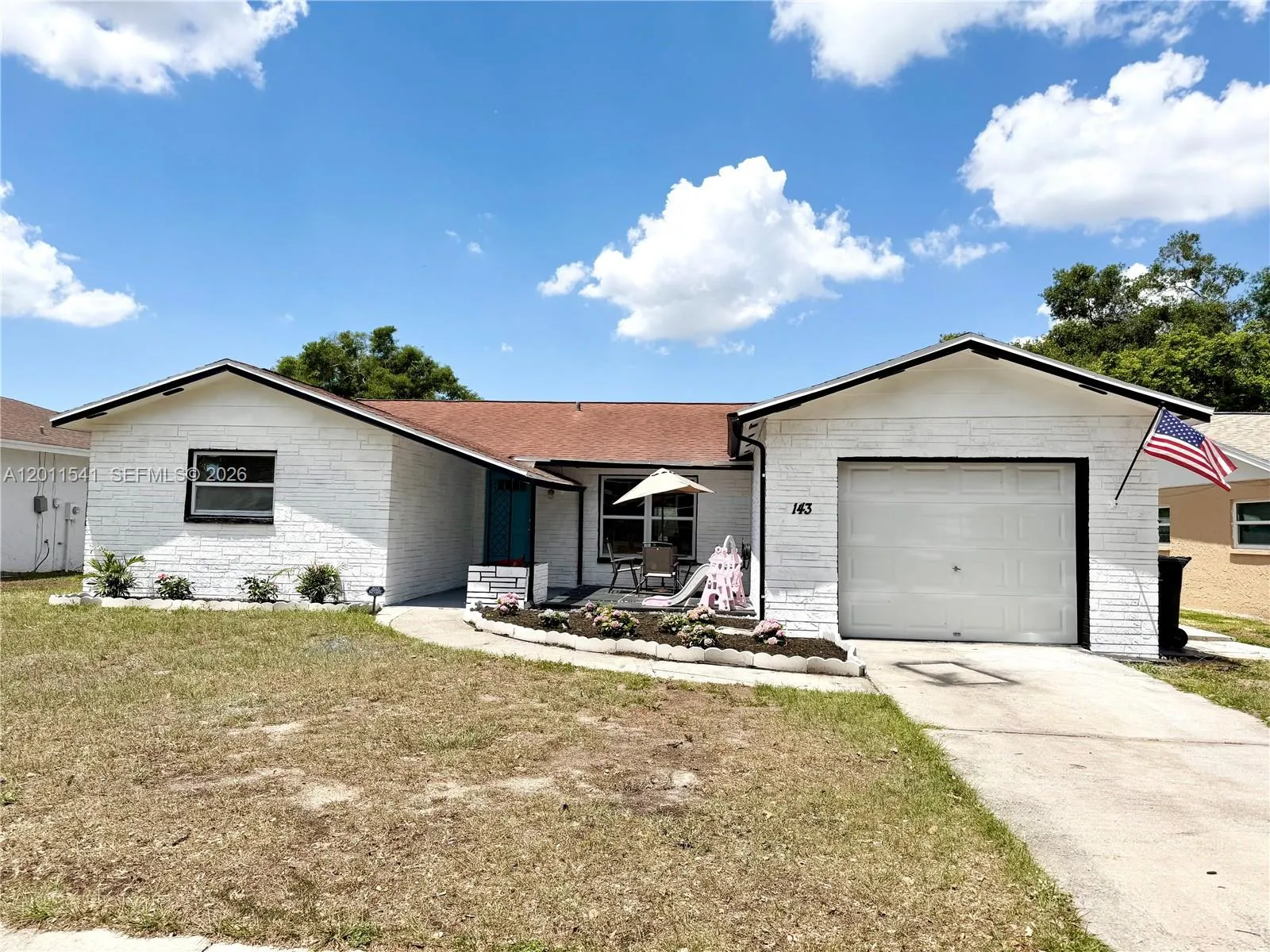 143 valley, Tampa FL 33510