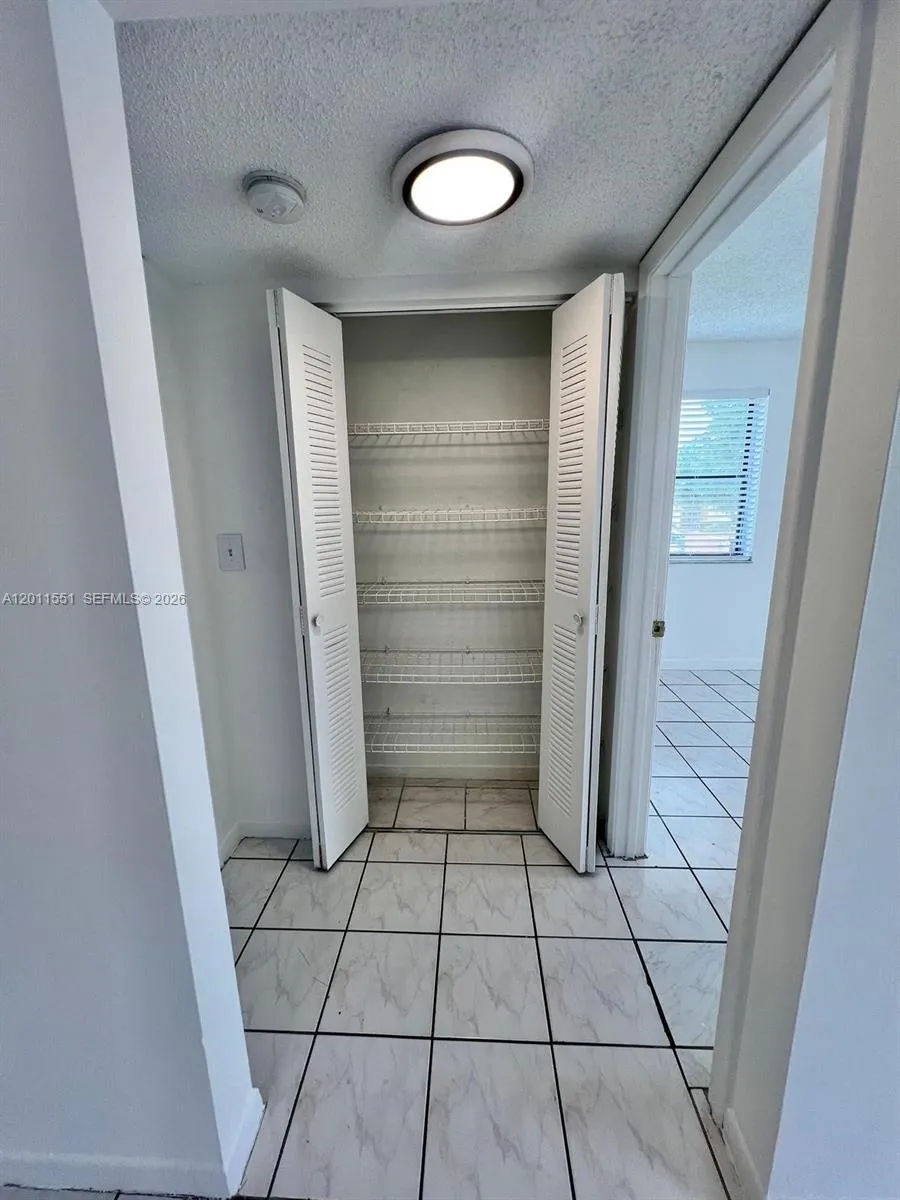 516 NW 114th Ave # 101, Sweetwater FL 33172
