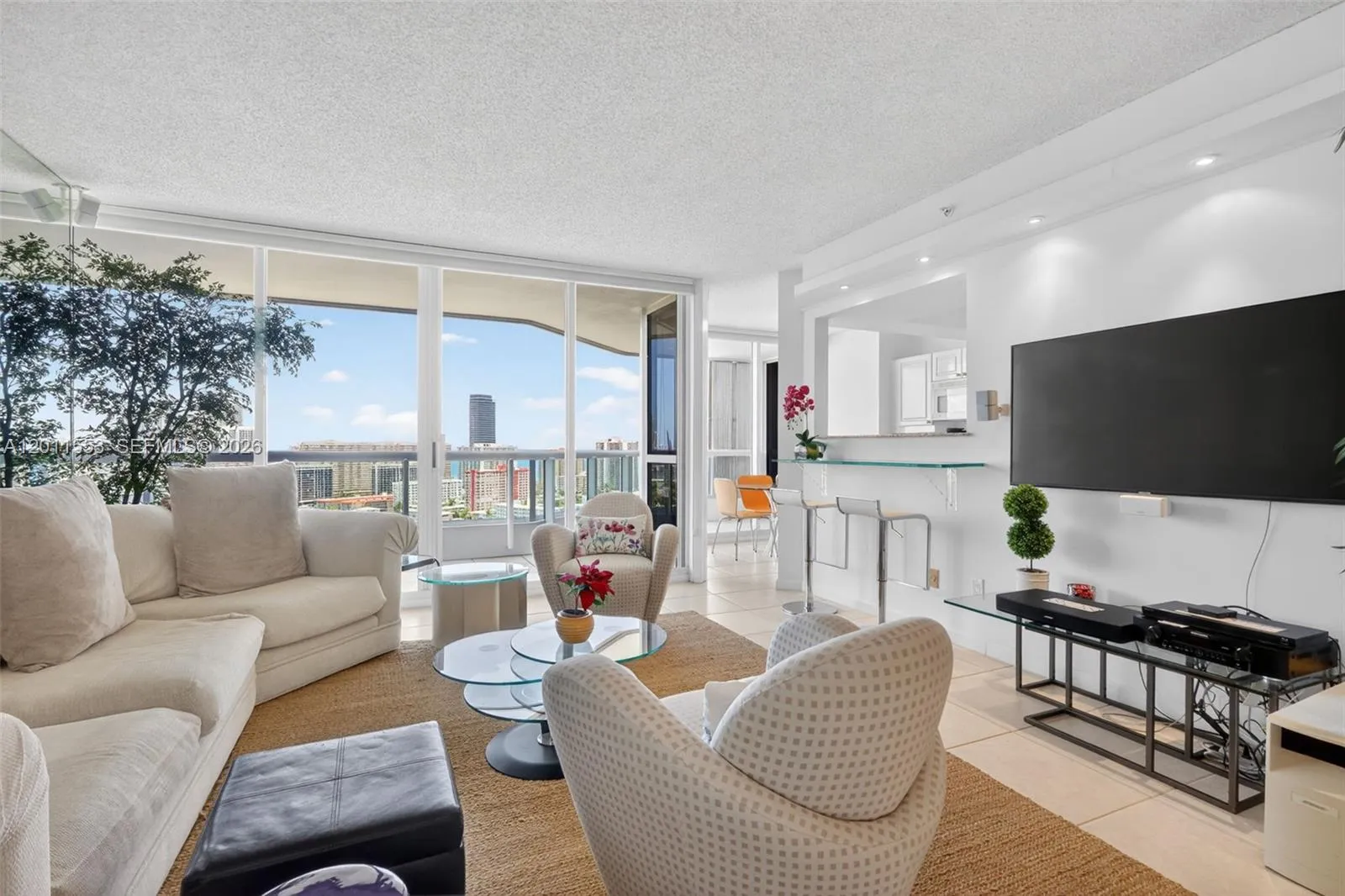 21205 YACHT CLUB DR # 2409, Aventura FL 33180