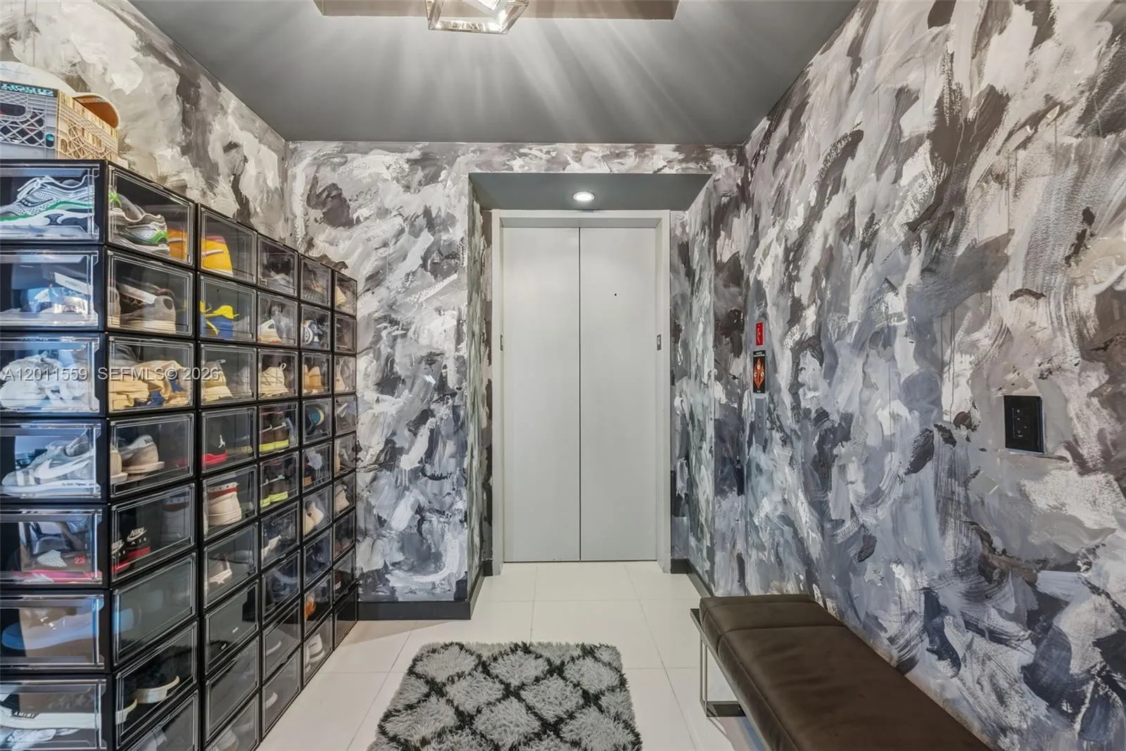 851 NE 1st Ave # 4303, Miami FL 33132