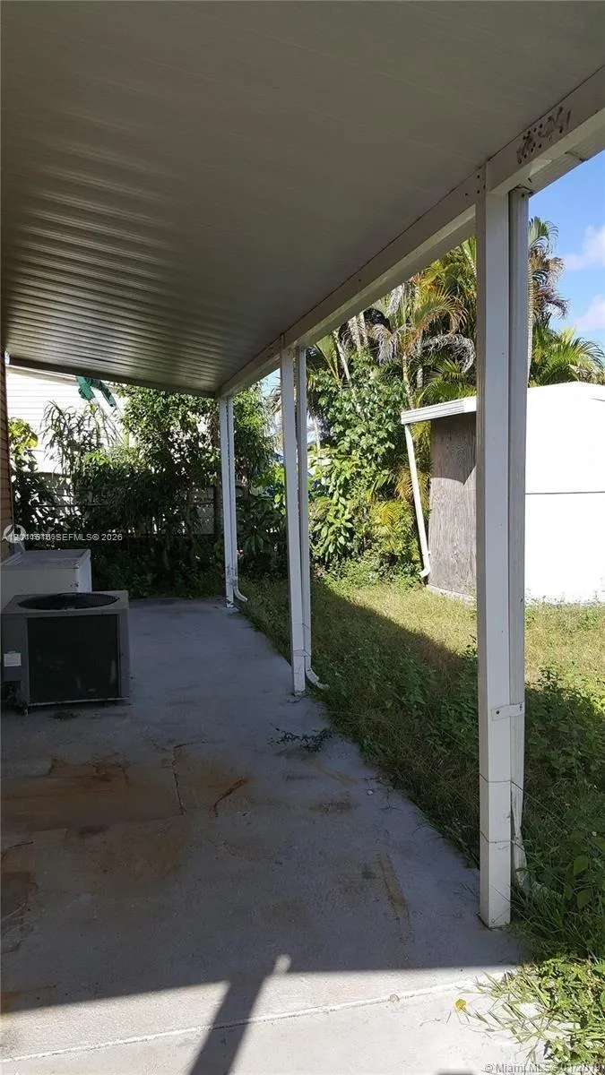 19800 SW 180th Ave # 32, Miami FL 33187