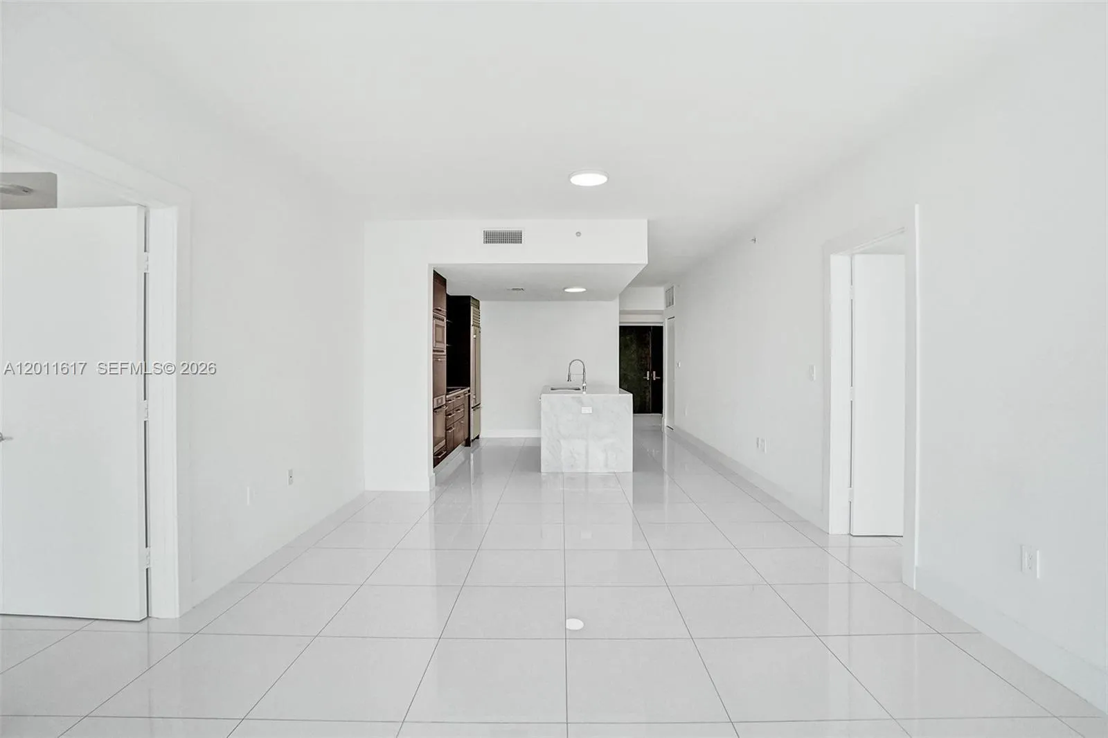 900 Biscayne Blvd # 1808, Miami FL 33132