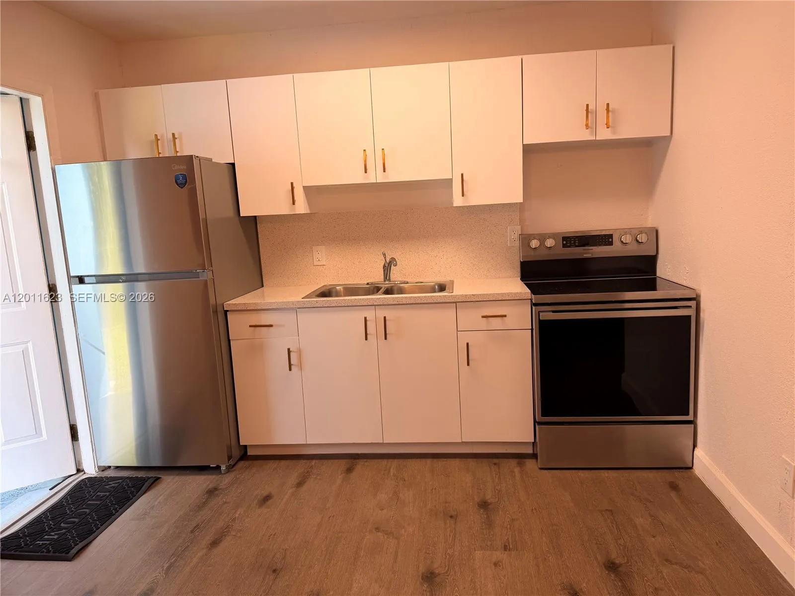 3021 NW 17th St, Fort Lauderdale FL 33311