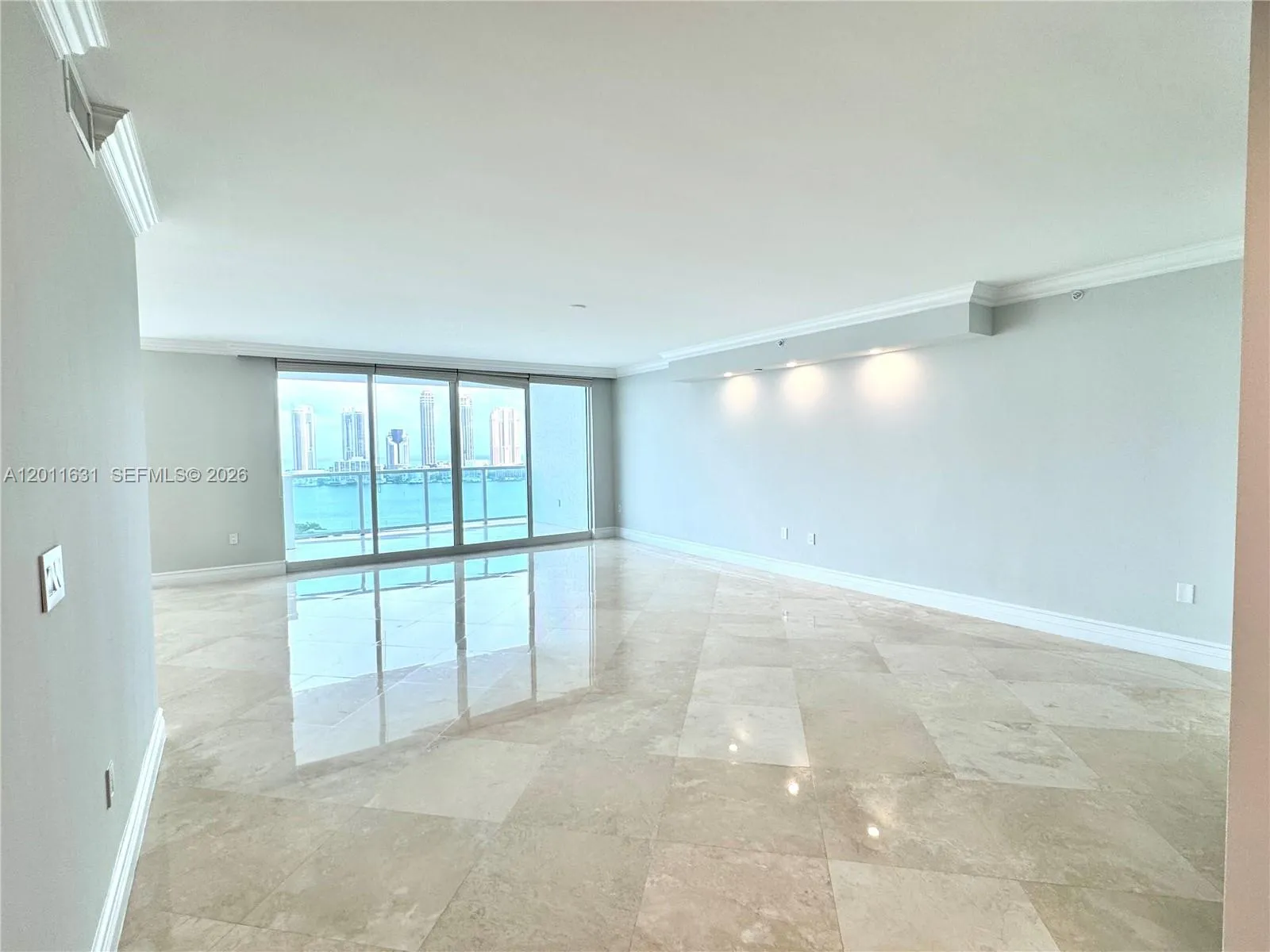 3201 NE 183rd St # 1805, Aventura FL 33160