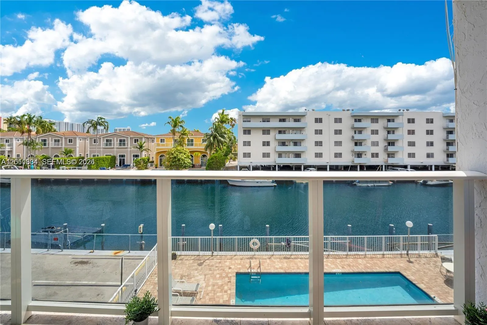 3868 NE 169th St # 305, North Miami Beach FL 33160