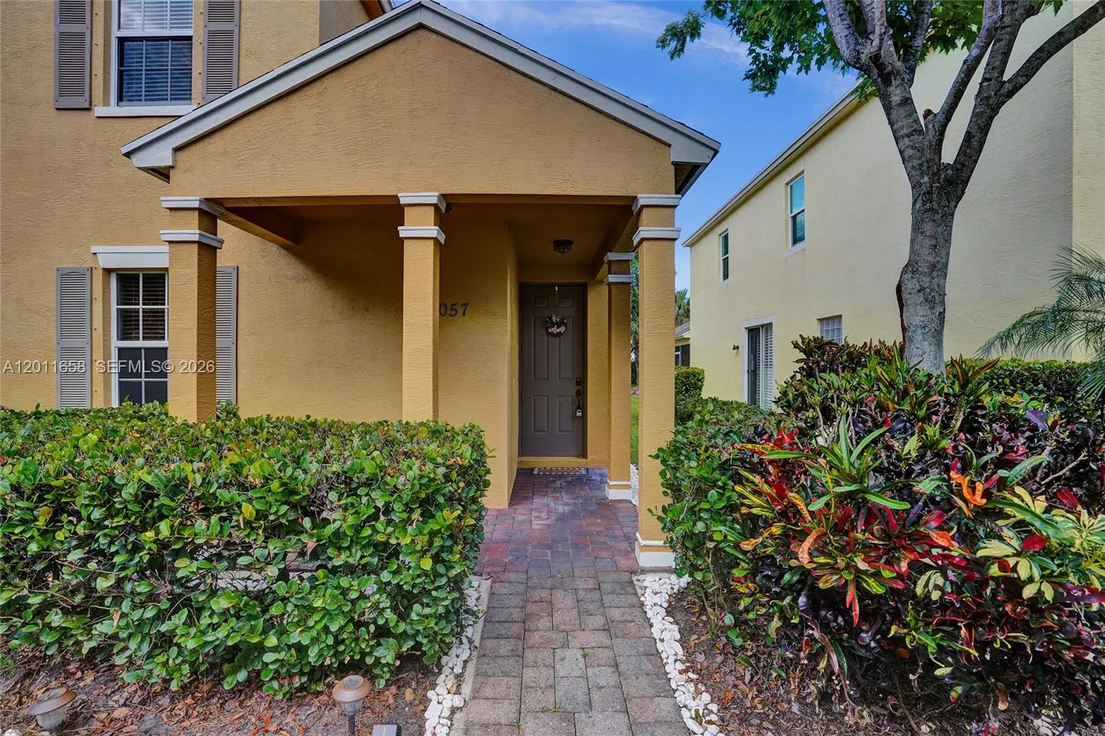 2057 SE Avon Park Dr, Port St. Lucie FL 34952
