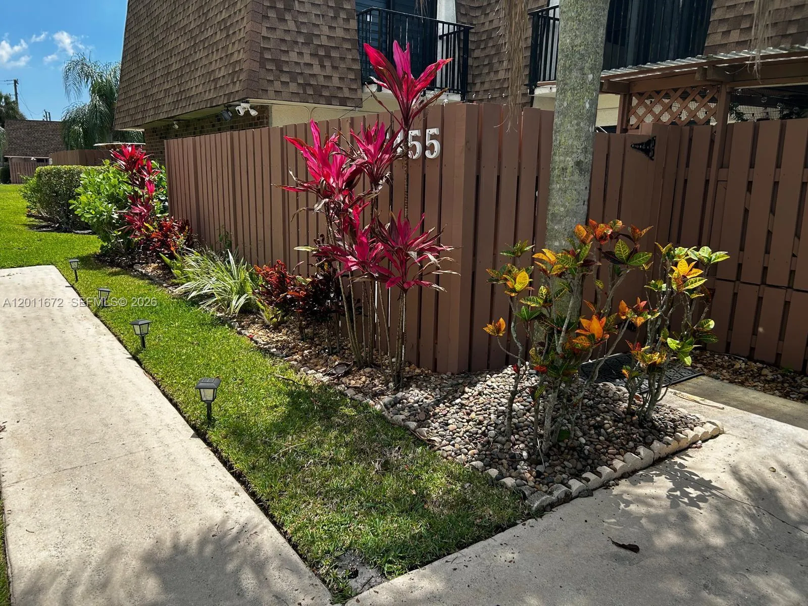 5455 NW 59th Pl, Tamarac FL 33319